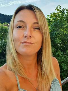 female avatar